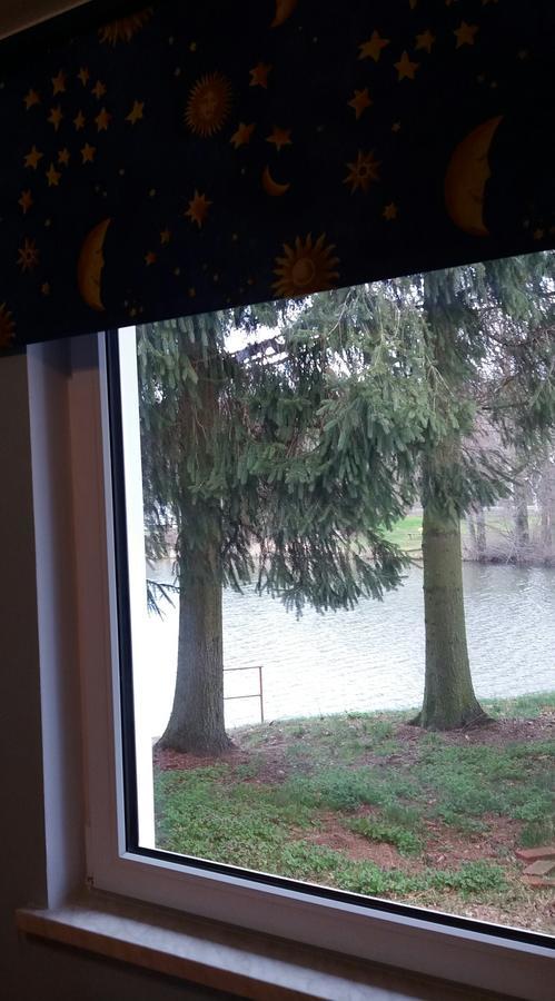 Ferienpark Tannenbruchsee 노이슈타트암루벤베르크 외부 사진